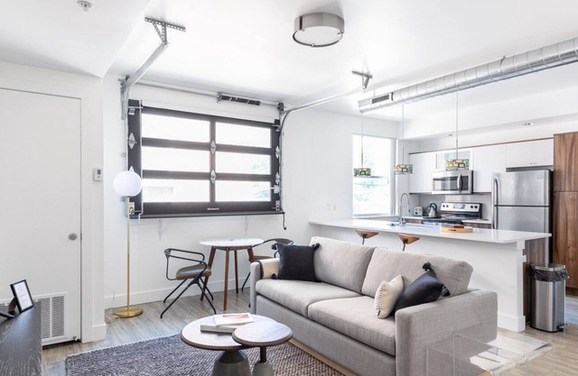 Dreamy University 2BR w/ W/D, near campus, dining, bars, by Blueground