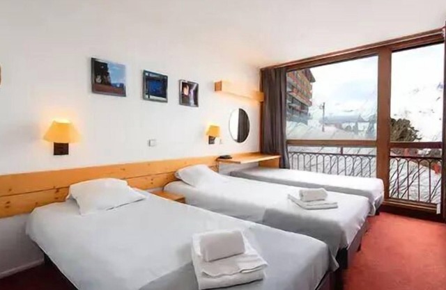 Dreifach Standard 1 Schlafzimmer 3 Erwachsene mit Blick