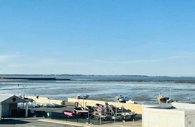 Duplex 4 rooms, balcony, 6 pers, Châtelaillon-Plage, Wi-Fi