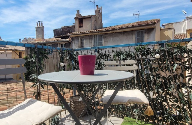 Duplex Avec Terrasse sur les Toits D'aix en Provence - Avec Climatisation