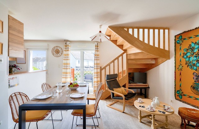 Duplex for 4 near port - 500m from the beach