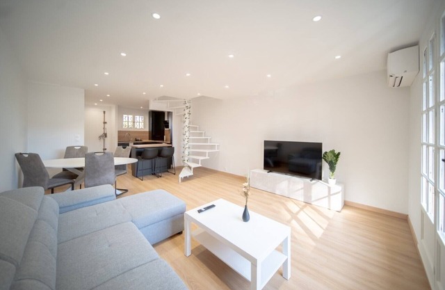 Duplex in Boulouris T3 3 minutes from the sea