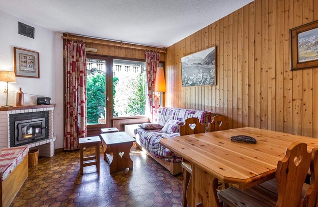 Duplex with 2 Bedrooms, Fireplace, Terrace, Garage, and WIFI in La Clusaz