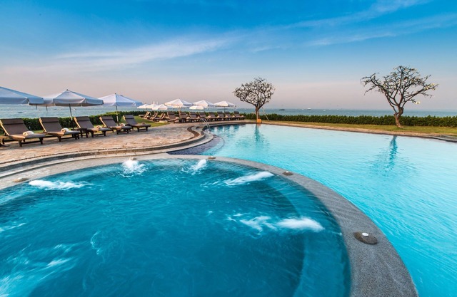 Dusit Thani Pattaya