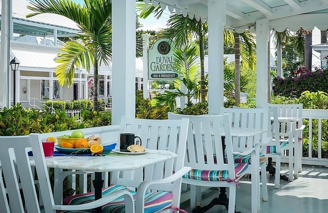 Duval Gardens Two Queen - Adults Only at The Guesthouses at Southernmost