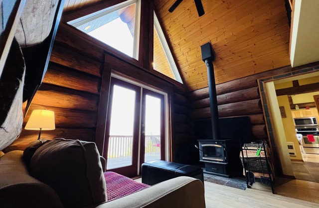 Eagle's Nest - A cozy, semi-lakefront cabin with hot tub, wood burning fireplace