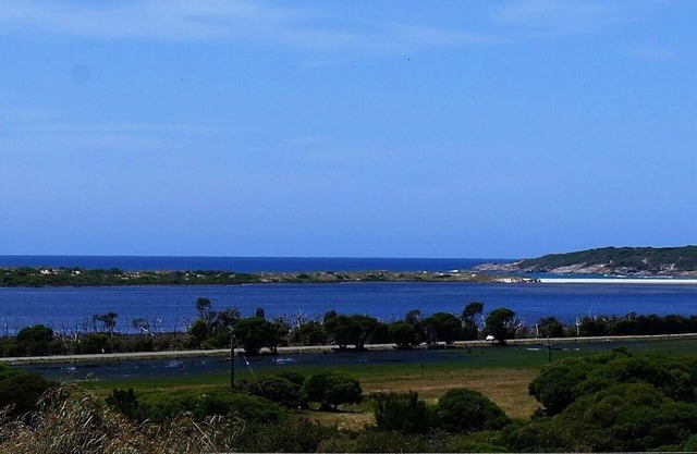 Eagle's Nest Ocean Lookout , Coastal Escape