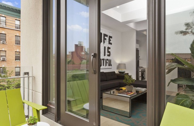 East Village · Architectural ·Pied Á Terre ·with Lift