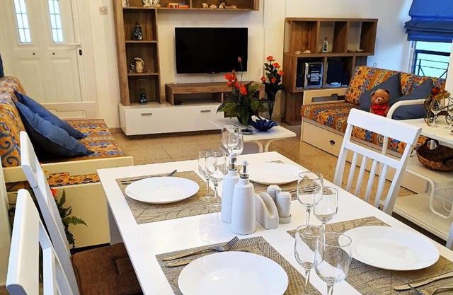 EasyStay Two Bedroom Apartment