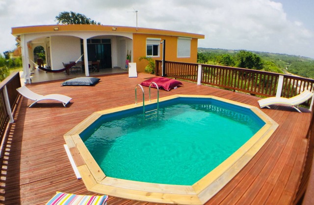 Ecological villa classified 3 stars with sea view and private pool
