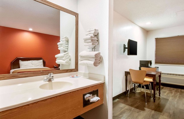 Econo Lodge Franklin