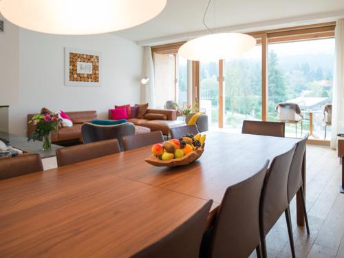 Edelweiss Mountain Suites 07-06