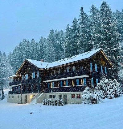 Eiger View Alpine Lodge