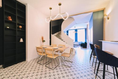 Elégante maison amiénoise - jacuzzi, home-cinéma, proche gare - La Maison Des Petits Sablon