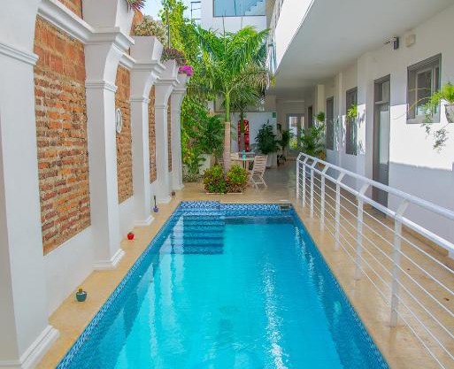 El Cactus Luxury Apartments in Historic Center