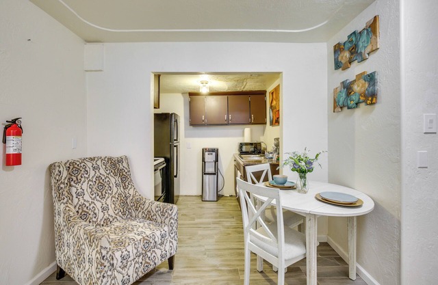 El Centro Retreat Near Local Parks & Golf Courses