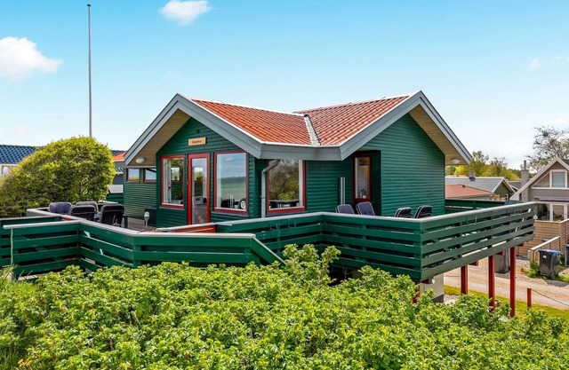 "Eldar" - 5m from the sea by Interhome