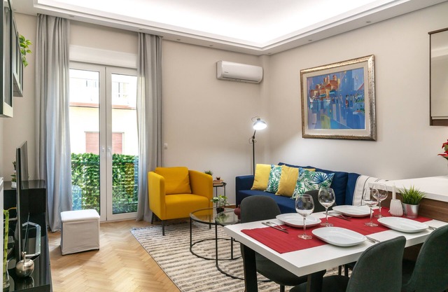 Elegant apartment at Attiki metro st.