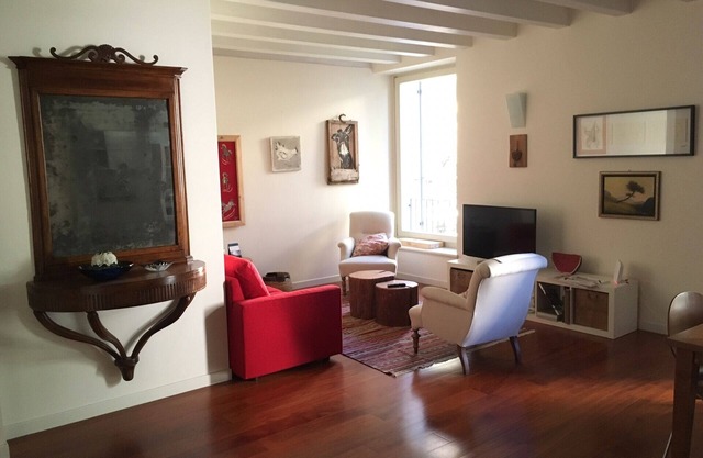 Elegant apartment near the city center