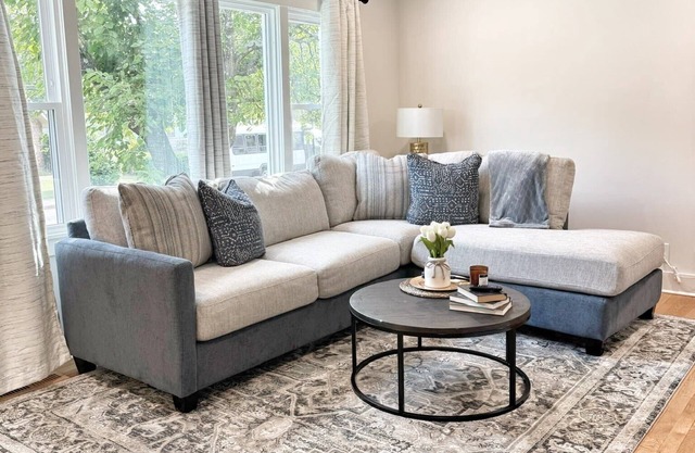 Elegant Family Home near Downtown