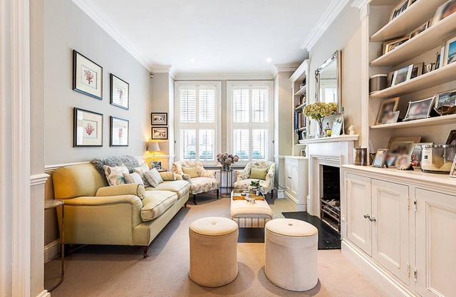 Elegant Fulham Retreat with Private Garden