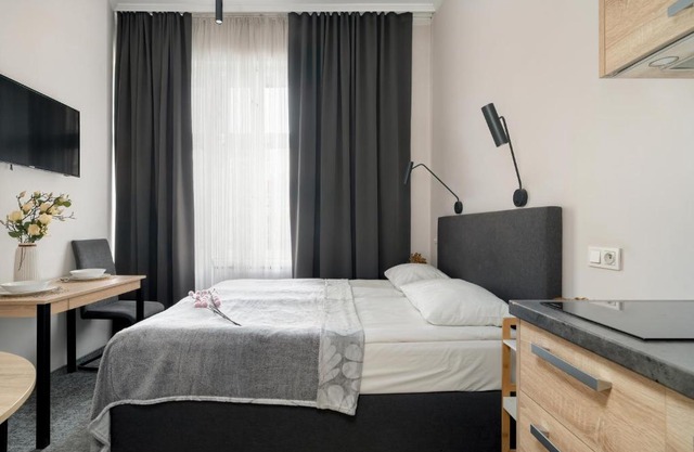 Elegant Very Berry Apartments in Poznań by Noclegi Renters