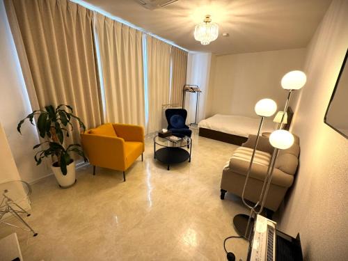 Elena Premium Namba Stay