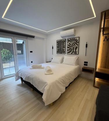 Elian Center Suite