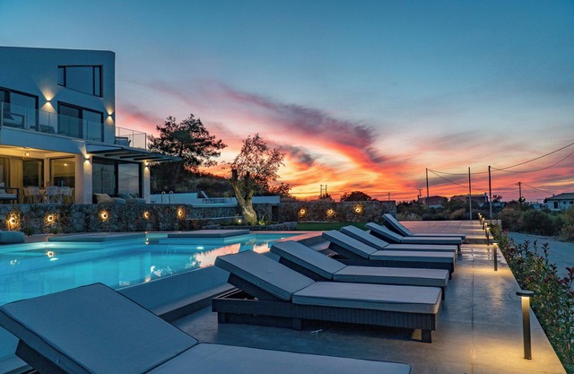 Eliandreia Luxury Villasn