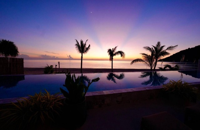 Elite Atoll Beachfront Hotel