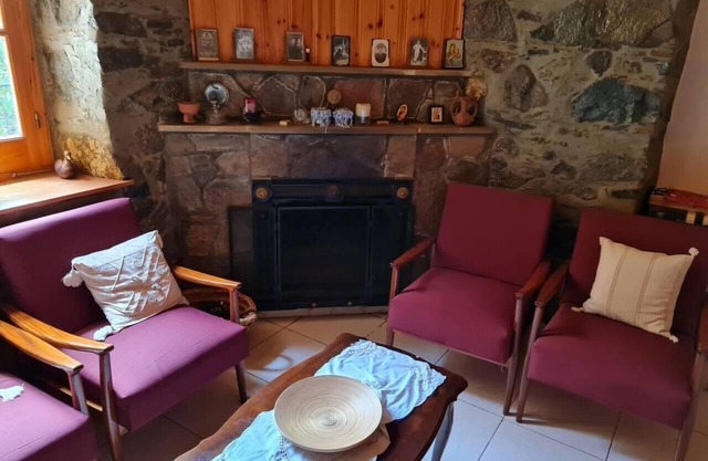 Elpiniki's Old Three Bedroom House