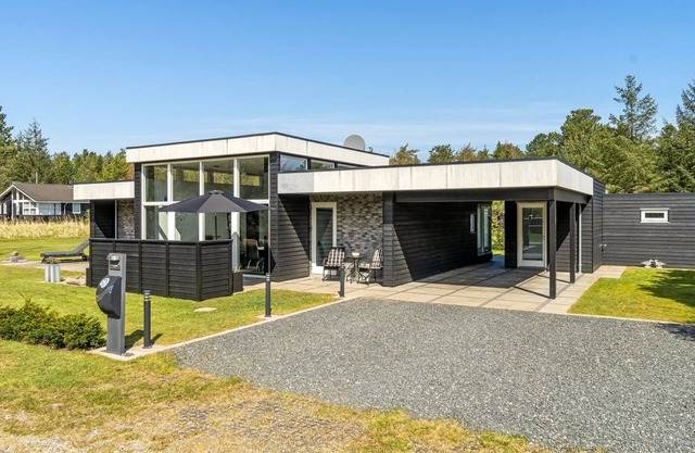 "Elviira" - 350m from the sea by Interhome