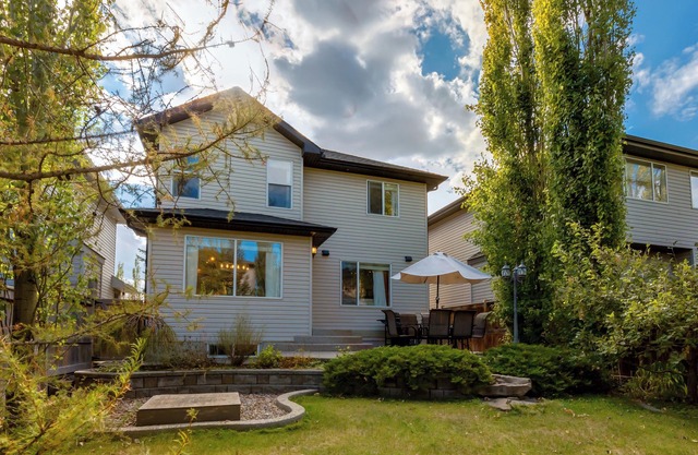 Ember Haven - 1 Hr Banff | Yard | BBQ | 20m Airprt