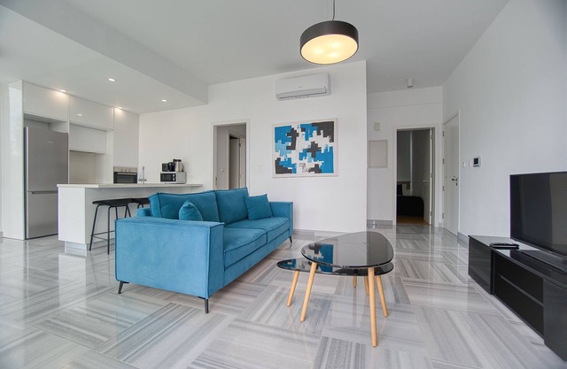 Emerald 102 2 BED - Two Bedroom Apartment, Sleeps 4