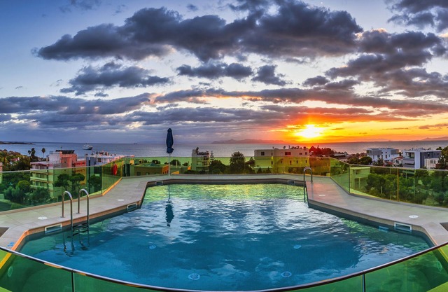 Emmantina Hotel