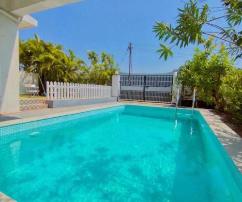 EMPYREAN STAY ll MARIGOLD VILLA II 3BHK II AC II POOL II