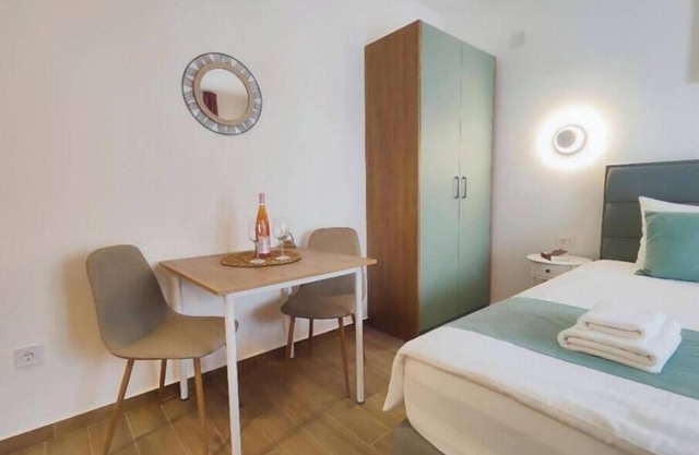 Enchanting apartment with AC in Budva