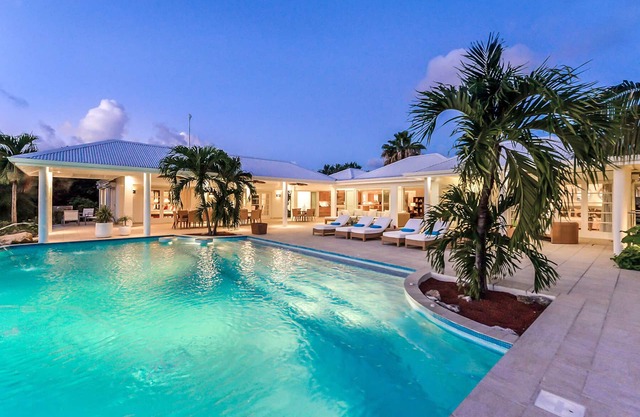 Encore - Tropical Gardens and Ocean Views