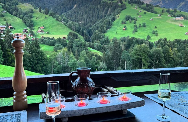 Engel Ingold Lodge-Romantic place in the middle of the Swiss Alps-Hotel Services