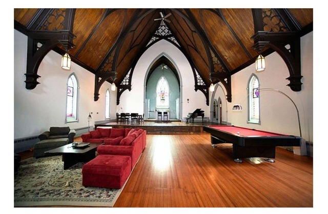 Enjoy vacationing in a historic Church! No additional fees