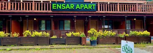Ensar Apart
