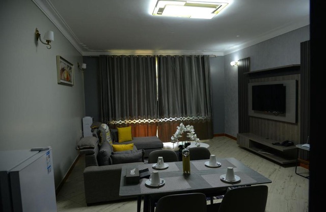 Entebbes Trendy 3 Bedroom Suite