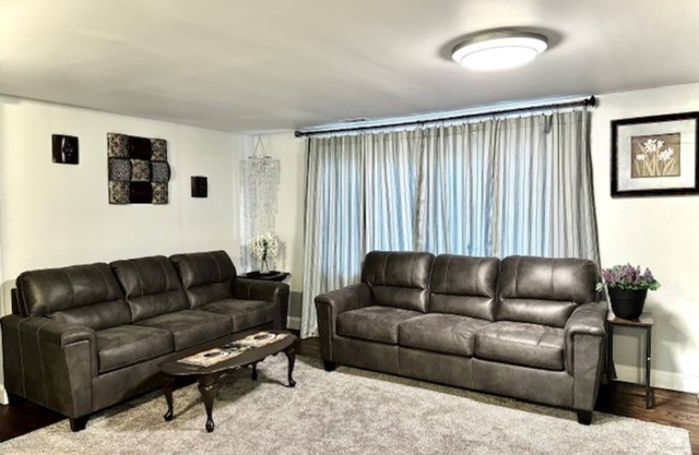 Entire house minutes away from BWI airport, close to Annapolis, Baltimore, DC