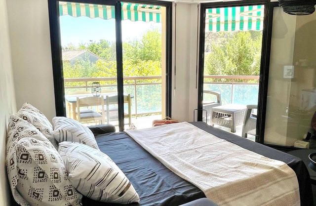 Entre Plages et Verdure - Large, quiet terrace - air-conditioned - T2