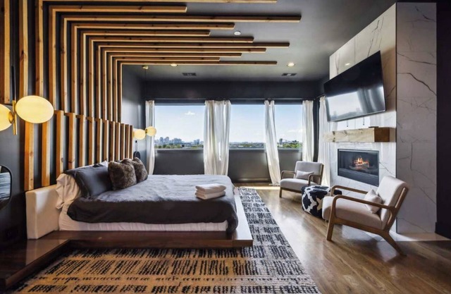 Epic Luxury Mansion w Nashville Skyline Views