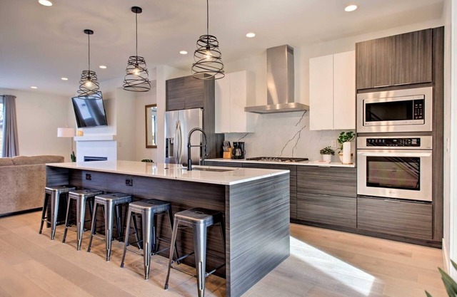 Epic New Home, Prime Location & 5BD
