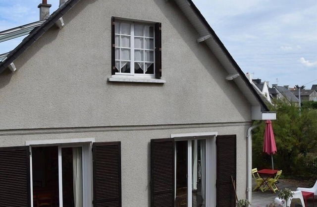 Erquy house quiet 2 steps from the beaches, very close to the center. Authorized animal
