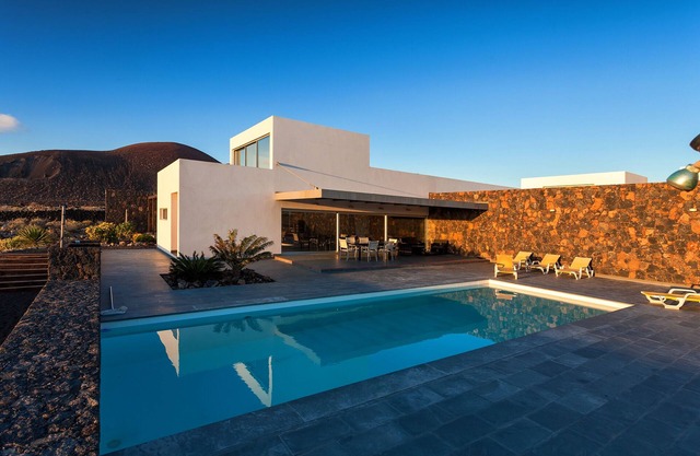 KINEGUA, FUERTEVENTURA. 6 ROOMS