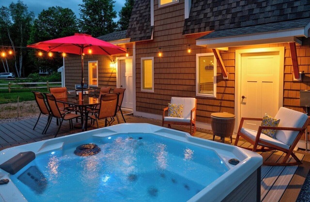 Escape Route Retreat · Town Center Retreat* Hot Tub, Game Room, Fire Pit