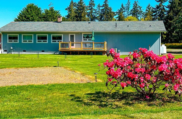 Escape to Sequim, Family Friendly Home, Huge Yard